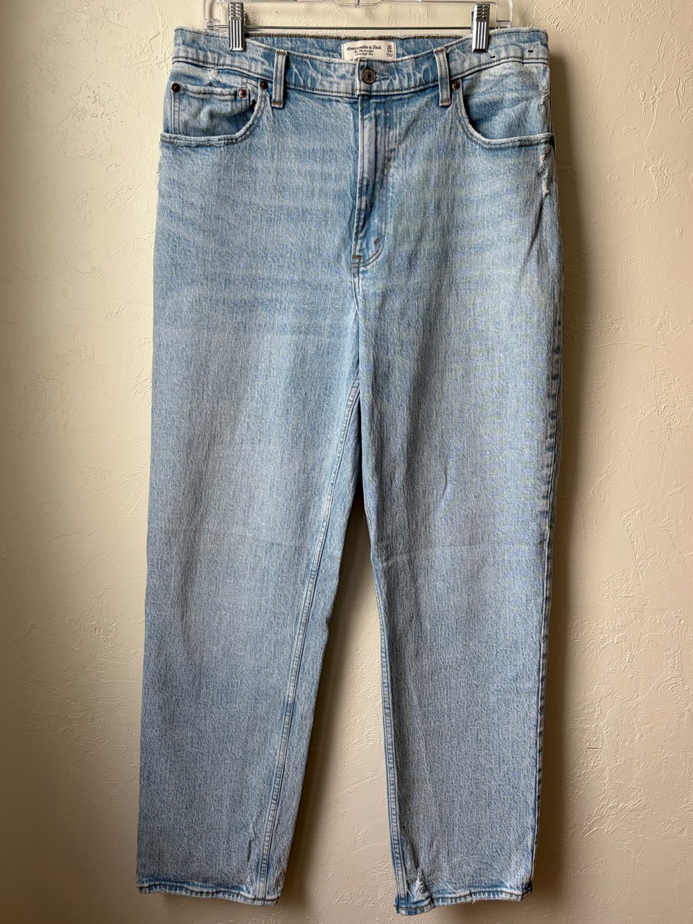 Abercrombie & Fitch Curve Love The '90s Straight Ultra High Rise Jeans Waist 32